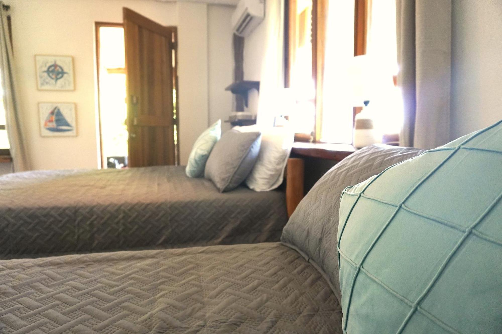 Venao Surf Lodge *